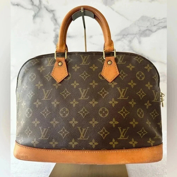 Louis Vuitton Handbags - Pre-Loved Louis Vuitton Alma PM
